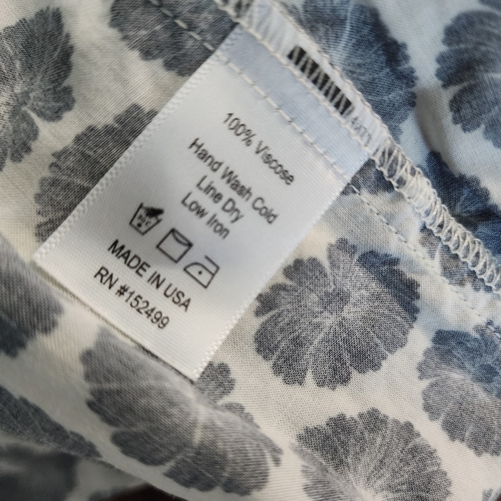 New NwT Breezy Summer Casual Silky Viscose Flowy Floral Indigo Blue Dress SZ S - Picture 7 of 7